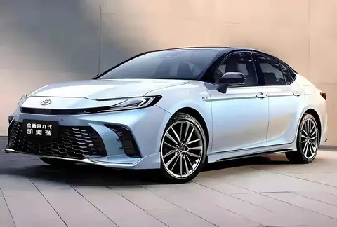 丰田车怎么就成了很多人的“万金油”,十年换三次车还是它